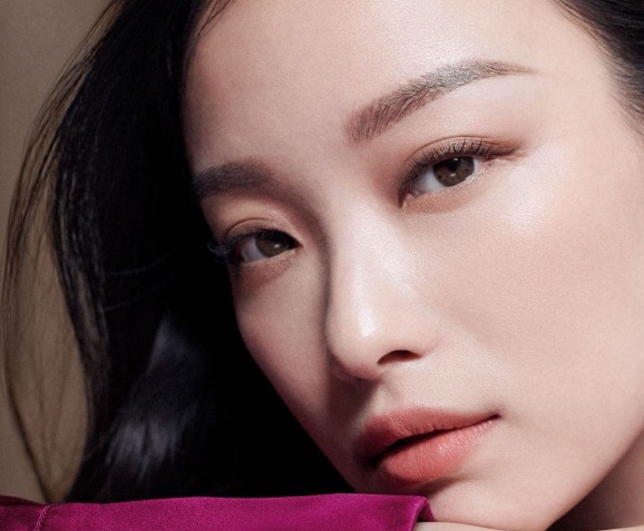 Cosmetics fashion-Bobbi_Brown_Cosmetics10.jpeg